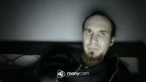 Snapshot of iam_leooo chatting on 2, 2, 2025 juan and roxana online show from 2, 2, 2025