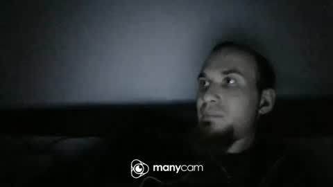 Snapshot of iam_leooo chatting on 3, 3, 2025 juan and roxana online show from 3, 3, 2025