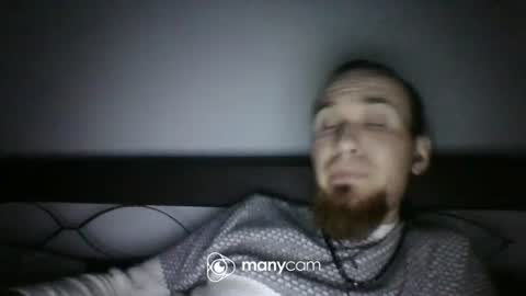 Snapshot of iam_leooo chatting on 10, 3, 2025 juan and roxana online show from 10, 3, 2025