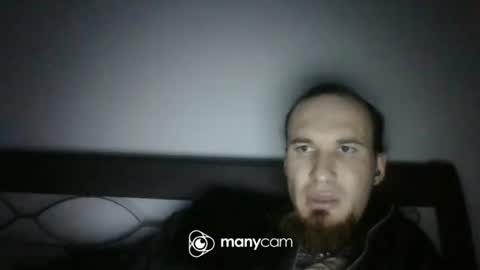 Snapshot of iam_leooo chatting on 7, 1, 2026 juan and roxana online show from 7, 1, 2026