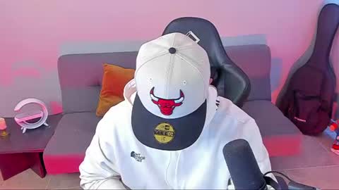 Light online show from 6, 7, 2026