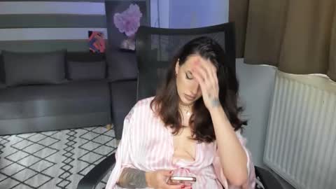 Baby Gal online show from 18, 10, 2025
