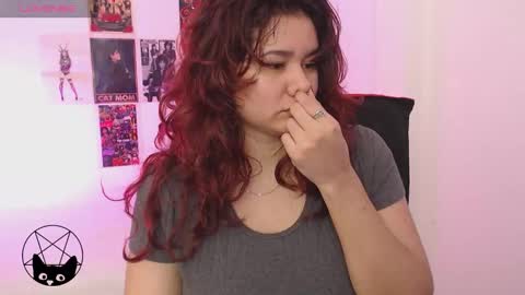 Snapshot of iammari_ chatting on 20, 9, 2025 Mari online show from 20, 9, 2025