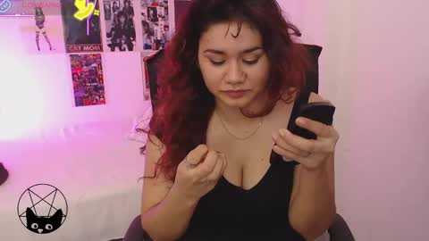 Snapshot of iammari_ chatting on 27, 9, 2025 Mari online show from 27, 9, 2025