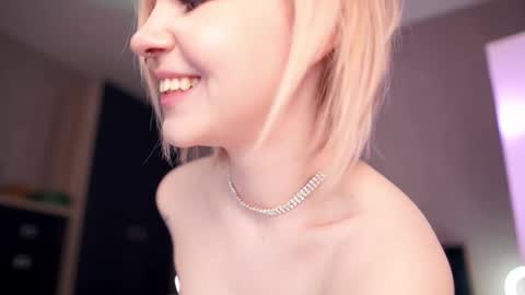 Snapshot of iamninamint chatting on 15, 2, 2025 Nina  online show from 15, 2, 2025