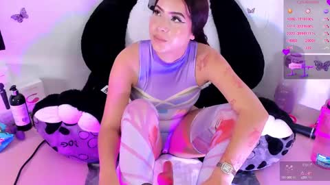 Snapshot of iamstephanie13 chatting on 3, 1, 2025 Steph - Online Again   - 1 DECEMBER online show from 3, 1, 2025