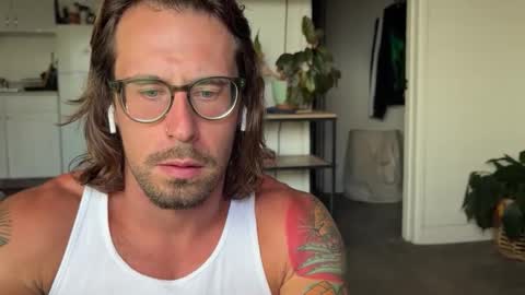 Iamtarzan91 online show from 5, 10, 2025