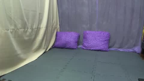 Snapshot of iamyourzzz_ chatting on 15, 9, 2025 Kiara online show from 15, 9, 2025