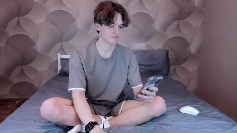 Ian Flor online show from 28, 4, 2026