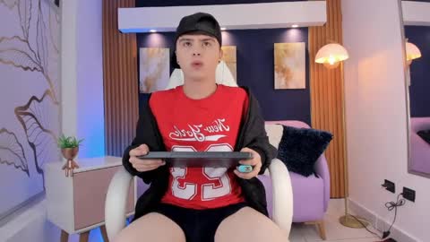 Ian  online show from 6, 4, 2026