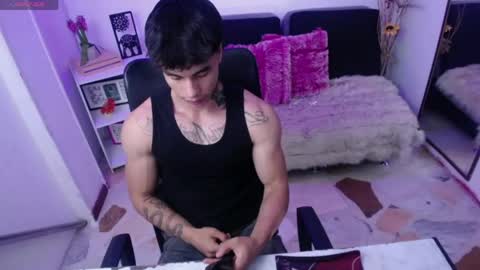 Ian  online show from 14, 4, 2026