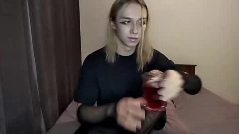 Jade online show from 1, 12, 2025