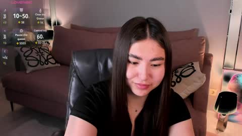 Snapshot of iceicebabe_ chatting on 6, 4, 2026 Aiza online show from 6, 4, 2026