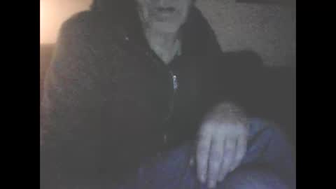 Snapshot of icemandude chatting on 25, 10, 2025 icemandude online show from 25, 10, 2025