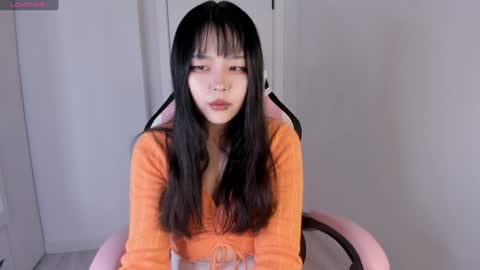 Hitomi   online show from 25, 1, 2025