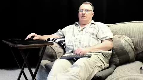 Snapshot of icihristopher chatting on 28, 2, 2025 Christopher online show from 28, 2, 2025