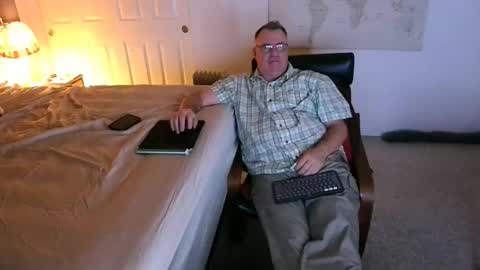 Snapshot of icihristopher chatting on 22, 10, 2025 Christopher online show from 22, 10, 2025