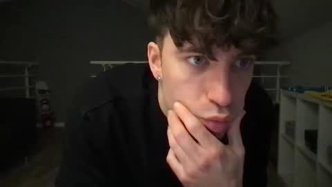 Snapshot of icyninesix chatting on 7, 1, 2025 icyninesix online show from 7, 1, 2025