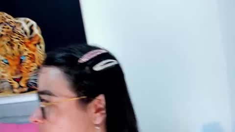 Snapshot of idaly_lovepussy chatting on 16, 2, 2025 idaly    online show from 16, 2, 2025
