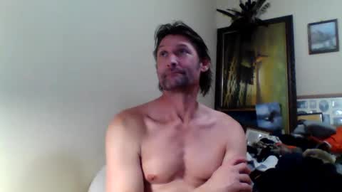 Snapshot of ifoundthegspot chatting on 10, 1, 2025 Darthmark420 online show from 10, 1, 2025