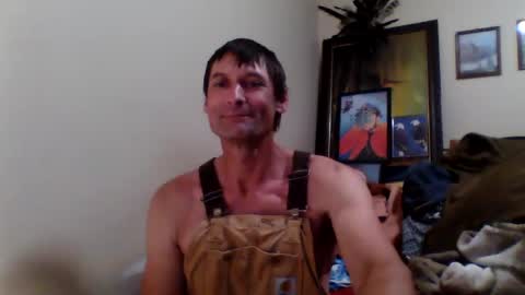 Snapshot of ifoundthegspot chatting on 17, 9, 2025 Darthmark420 online show from 17, 9, 2025