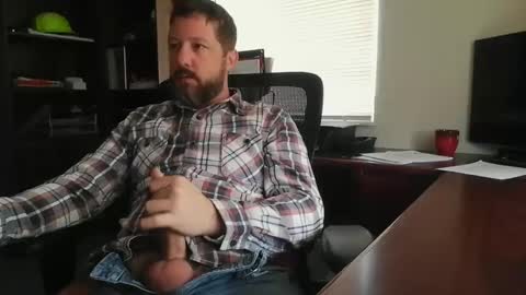 Snapshot of ifuk1stdate chatting on 13, 12, 2024 Hung office Stud online show from 13, 12, 2024
