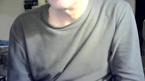 Snapshot of ignoredlittlestloser chatting on 12, 12, 2024 ignoredlittlestloser online show from 12, 12, 2024