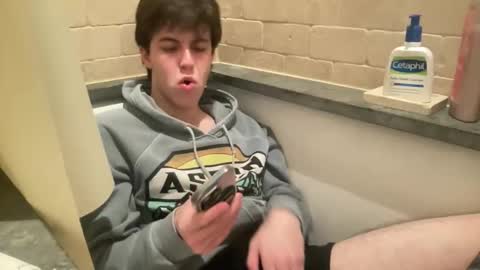 Snapshot of ihatethatcuteguy chatting on 5, 2, 2026 All American Jock online show from 5, 2, 2026