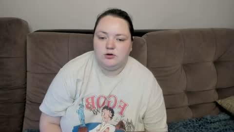 Snapshot of ihaveasecret_ chatting on 2, 8, 2026 Alice online show from 2, 8, 2026