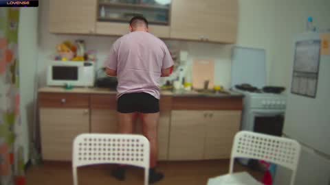 Julia and Mira online show from 5, 12, 2024