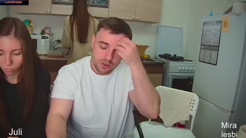 Julia and Mira online show from 13, 12, 2024