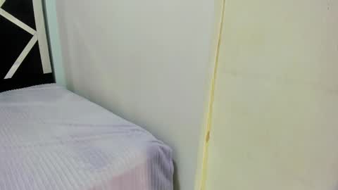 Snapshot of iisabella_noa chatting on 1, 10, 2025 Isabella online show from 1, 10, 2025