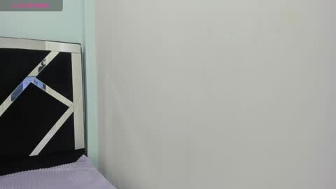 Snapshot of iisabella_noa chatting on 7, 10, 2025 Isabella online show from 7, 10, 2025