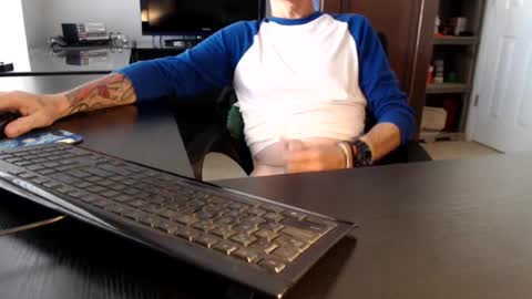 Snapshot of ijacker chatting on 6, 8, 2026 Michael online show from 6, 8, 2026