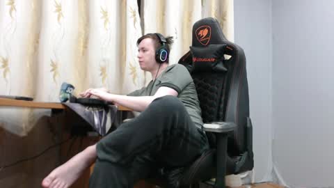 Snapshot of iliaskrisloveee chatting on 9, 6, 2026 lord online show from 9, 6, 2026
