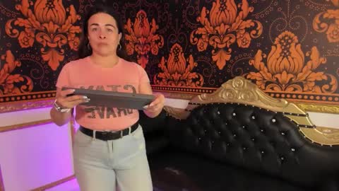 LILY online show from 4, 6, 2026