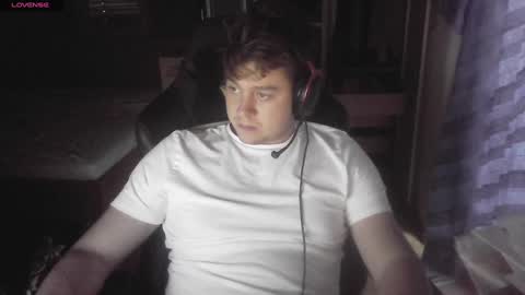 iloveyoutoo2000 online show from 1, 1, 2025