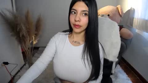 Alyn online show from 2, 12, 2025