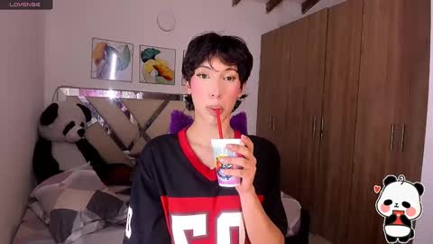 Snapshot of im_crisvega88 chatting on 23, 12, 2024 criss online show from 23, 12, 2024