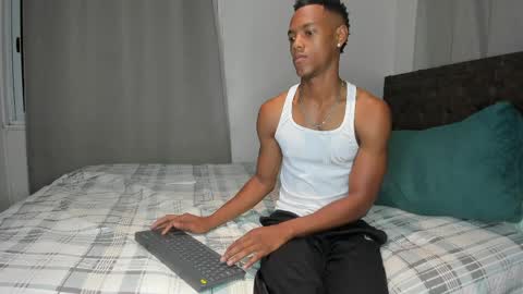 Snapshot of im_jean94xxx chatting on 5, 4, 2026 Jean John online show from 5, 4, 2026