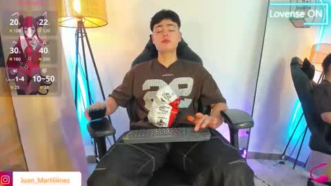 Snapshot of im_juaniito chatting on 2, 11, 2025  40 OFF TODAY online show from 2, 11, 2025