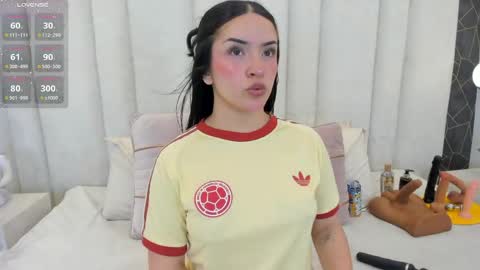 Snapshot of im_miadoll chatting on 17, 5, 2026 im_miadoll online show from 17, 5, 2026