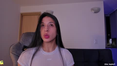 Snapshot of im_taylor chatting on 27, 12, 2024 TAYLOR online show from 27, 12, 2024