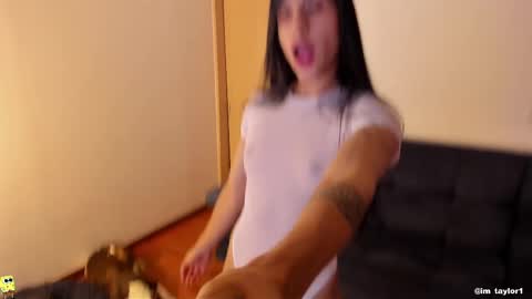 Snapshot of im_taylor chatting on 16, 2, 2025 TAYLOR online show from 16, 2, 2025