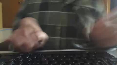 Snapshot of imaussiechris chatting on 14, 12, 2025 Aussie Guy online show from 14, 12, 2025