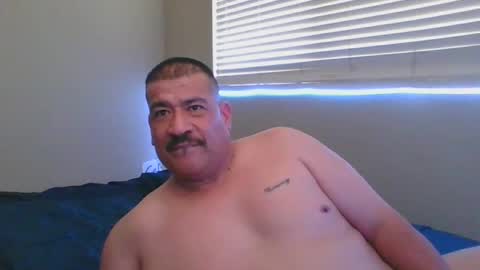 Snapshot of imbackmandosuknw chatting on 23, 12, 2024 imbackmandosuknw online show from 23, 12, 2024