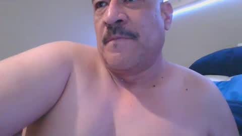 Snapshot of imbackmandosuknw chatting on 11, 3, 2025 imbackmandosuknw online show from 11, 3, 2025