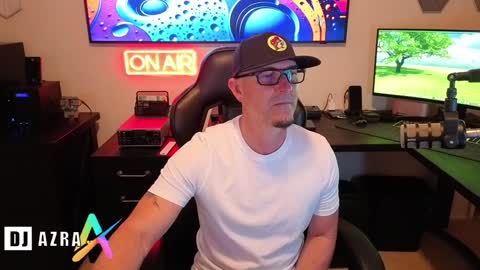 DJ Azra online show from 19, 12, 2024