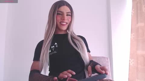     online show from 18, 10, 2025