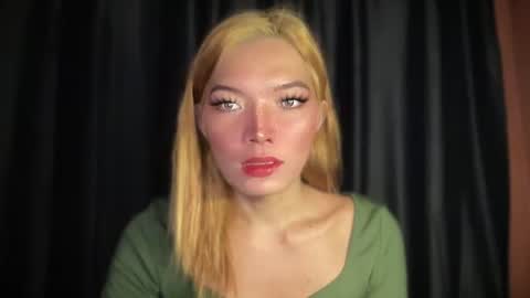 Snapshot of imjustasluttyintownxxx chatting on 26, 2, 2026 Mika online show from 26, 2, 2026